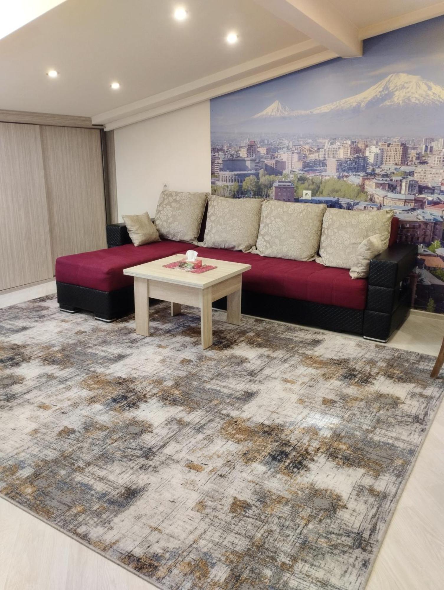 Lily'S Apartment เยเรวาน ภายนอก รูปภาพ